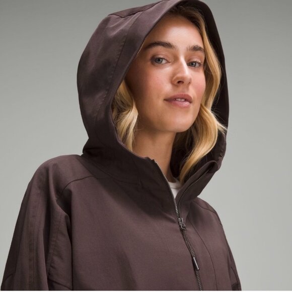NWT Lululemon Water-Repellent Hooded Anorak-Espresso Size M - Picture 2 of 7